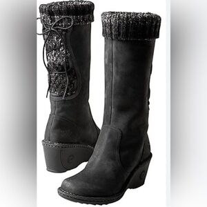 Ugg Skylair tall boots w sweater cuff water resistant black size 7